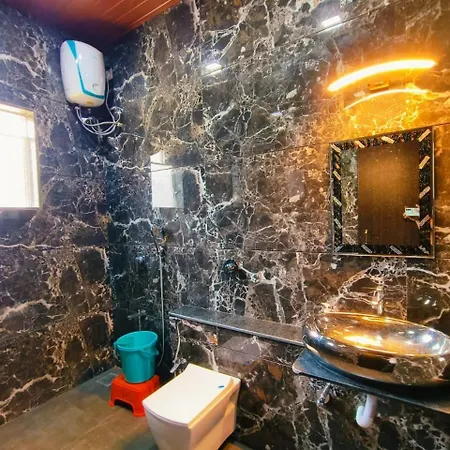 Sk Brownstone Villa Mahabaleshwar Exterior photo