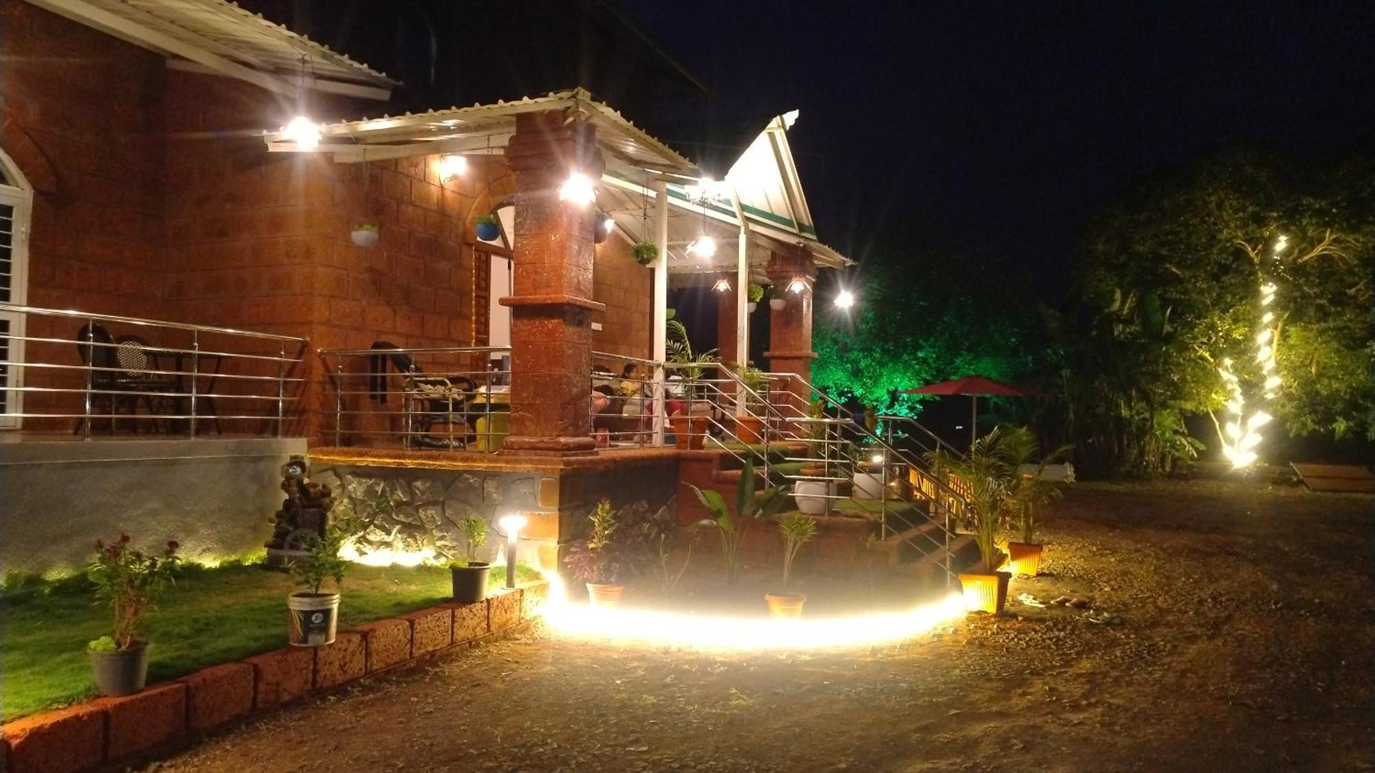 Sk Brownstone Villa *