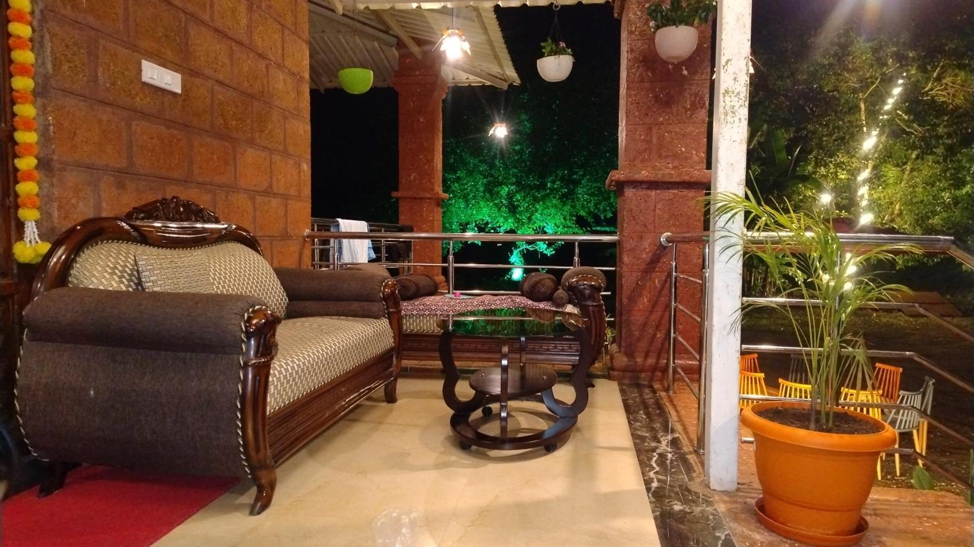 Sk Brownstone Villa Mahabaleshwar