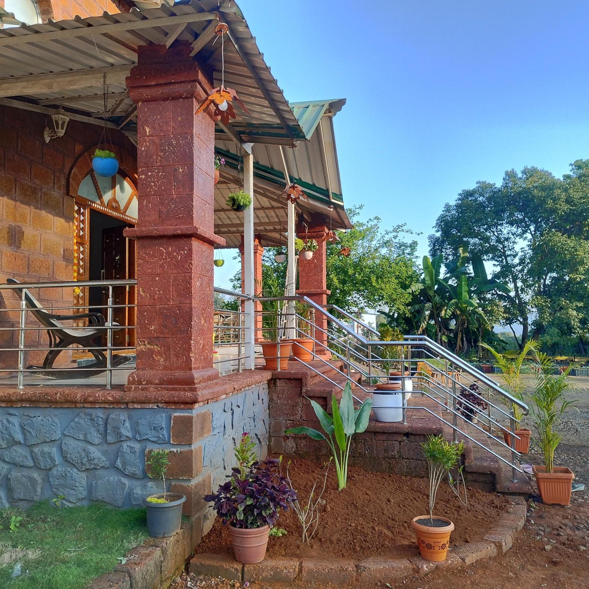 Sk Brownstone Villa Mahabaleshwar