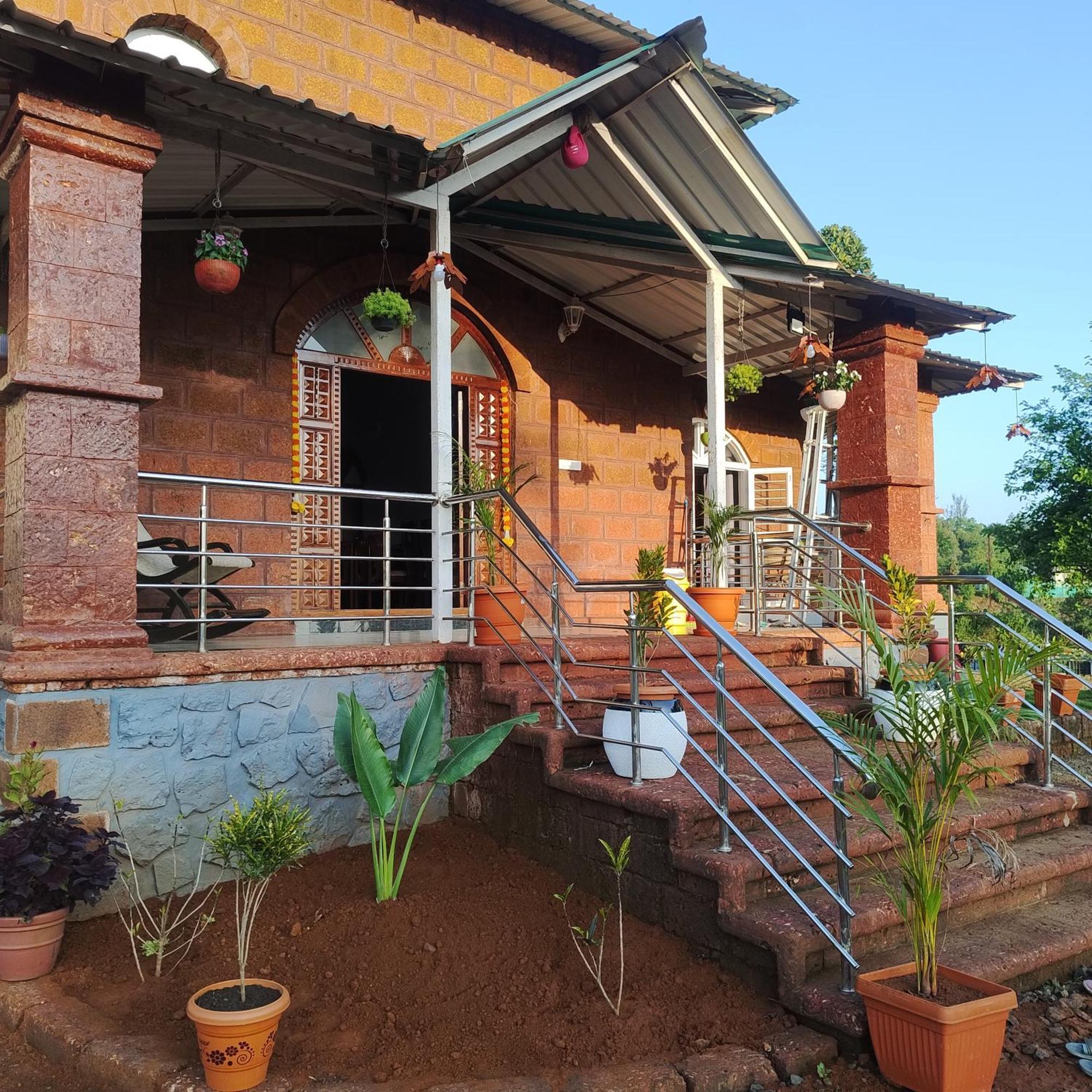 Sk Brownstone Villa Mahabaleshwar