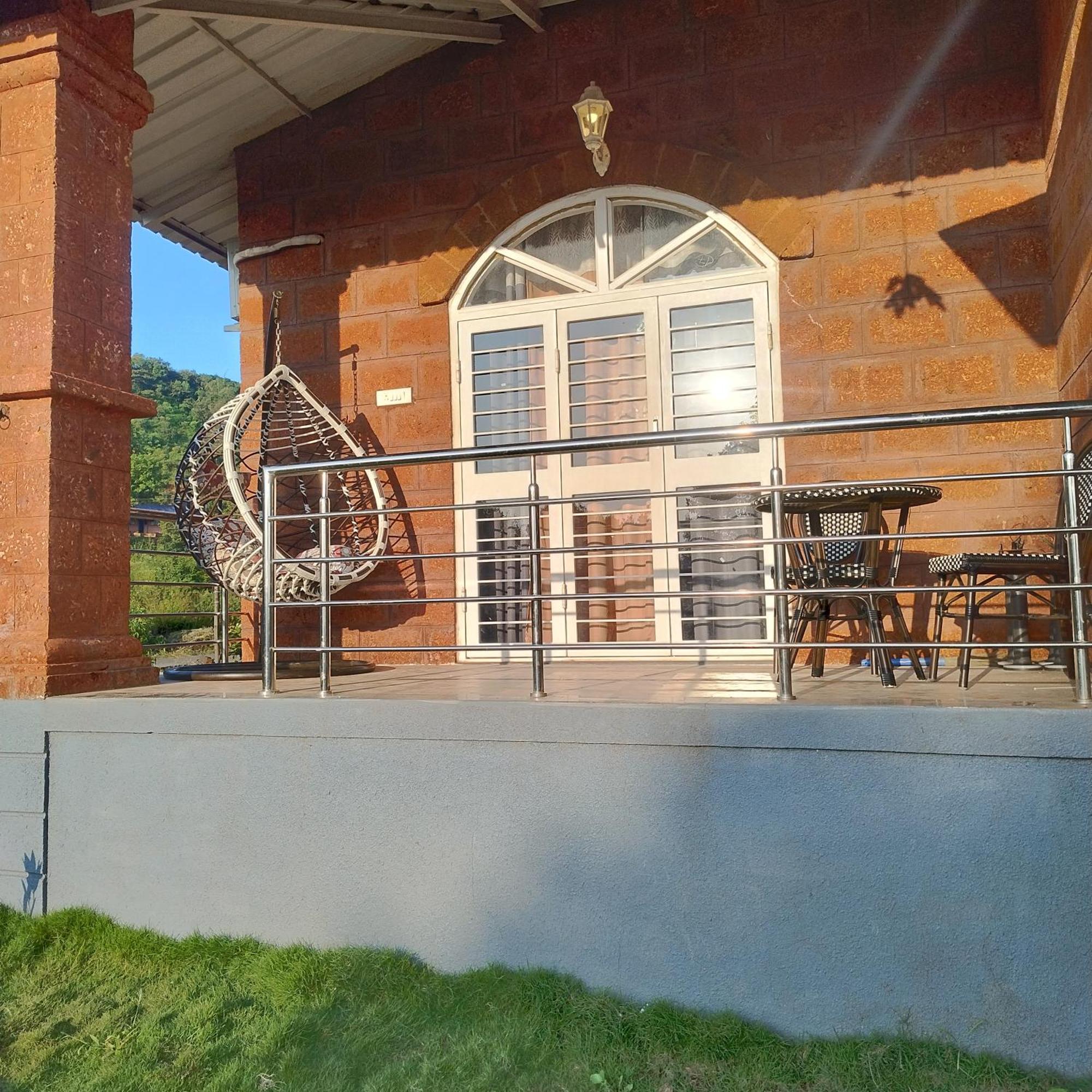 Sk Brownstone Mahabaleshwar